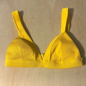 NWOT Hollister Bikini Top